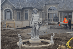 statue